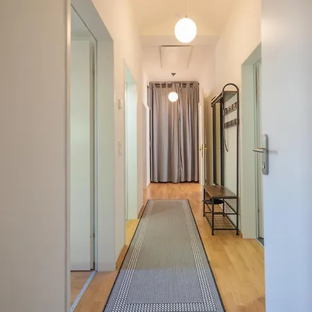 M&o Apartment, Zentral In Innenstadt-& Bahnhofsnaehe - Parkgarage * גראץ