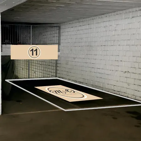 M&o Apartment, Zentral In Innenstadt-& Bahnhofsnaehe - Parkgarage * グラーツ