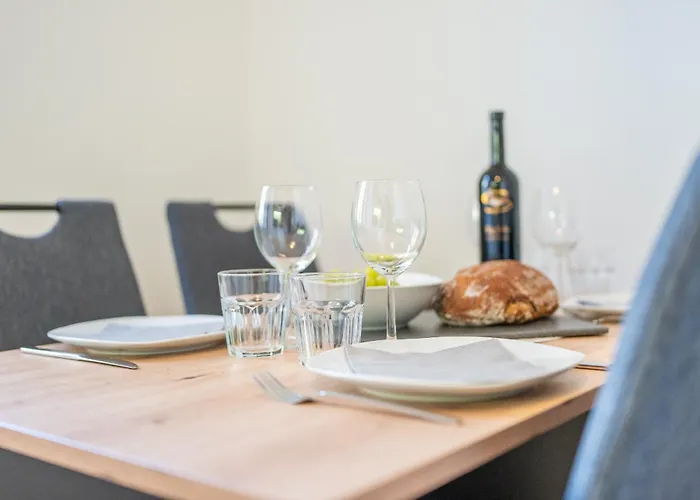 M&o Apartment, Zentral In Innenstadt-& Bahnhofsnaehe - Parkgarage