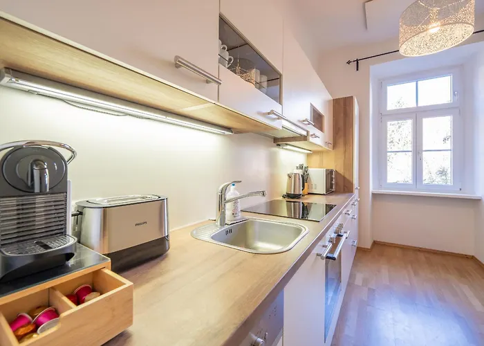 M&o Apartment, Zentral In Innenstadt-& Bahnhofsnaehe - Parkgarage * Graz